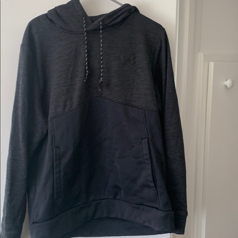 black sweatshirt